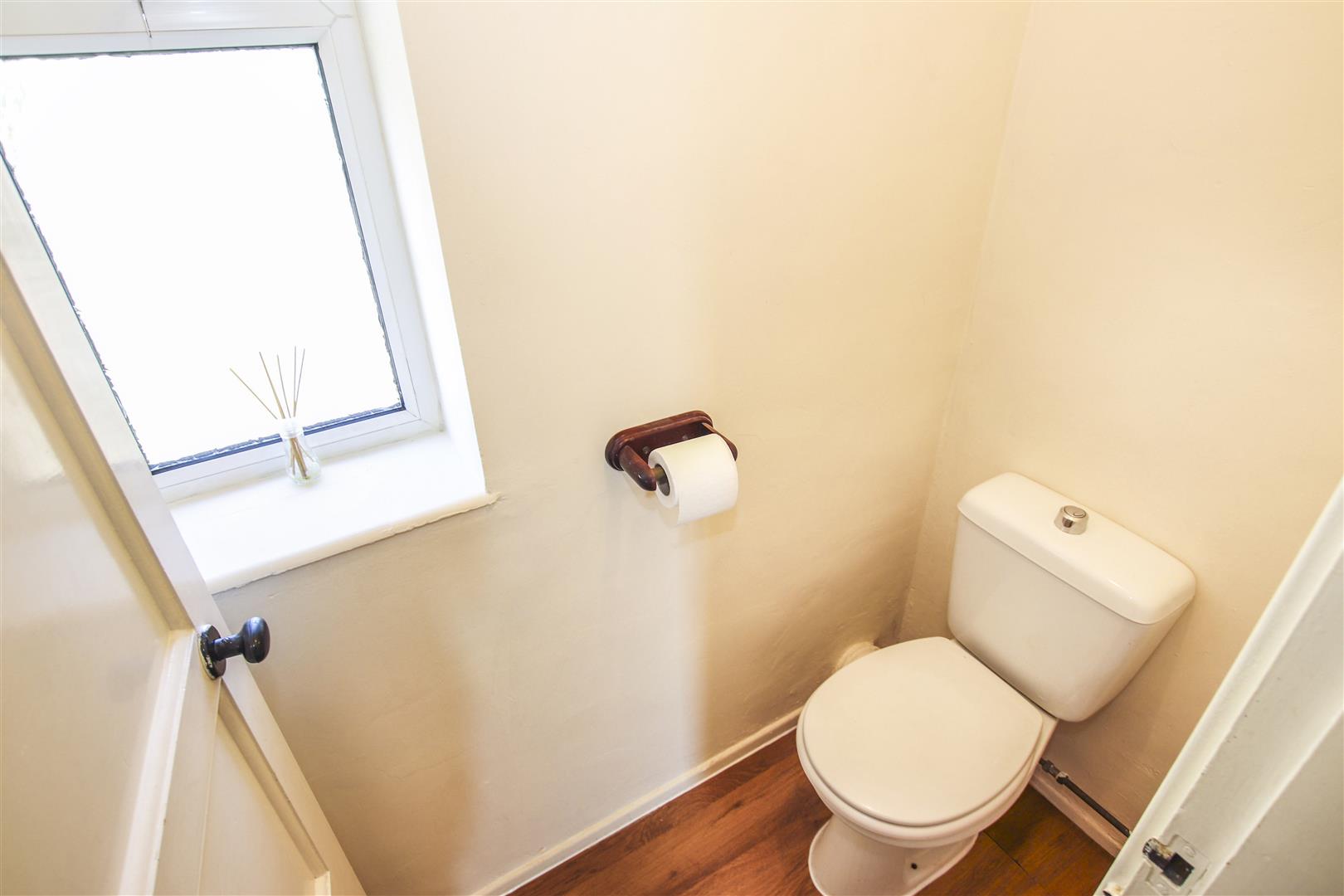 FIRST FLOOR SEPARATE W.C.